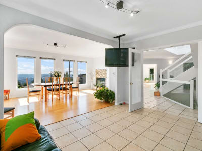Luxury estate at 530 Craigmohr Drive, West Vancouver, BC — photo 7