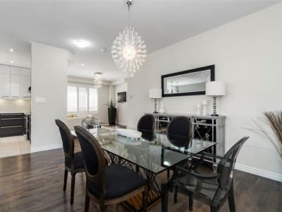 Luxury estate at 8 Pavel Place, Hamilton, ON — photo 7
