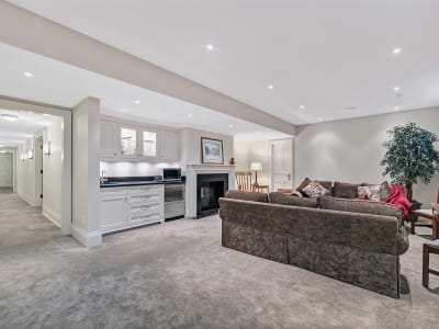 Luxury estate at 190 Donnelly Drive, Mississauga, ON — photo 29