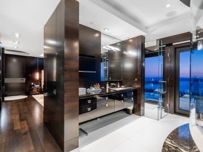 Luxury estate at 2408 Halston Court, West Vancouver, BC — photo 32