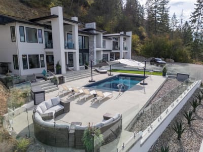 Luxury estate at 112 Sunset Boulevard, Vernon, BC — photo 16