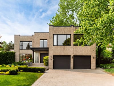Luxury estate at 2021 Rue des Saules, St-Bruno-de-Montarville, QC — photo 1