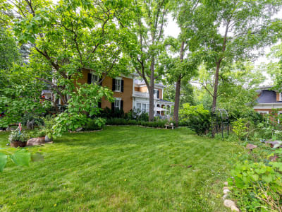 Luxury estate at 103 Thomas Street, Milton, ON — photo 28