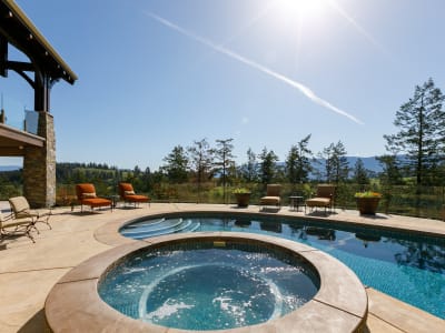 Luxury estate at 622 Jigger Place, Vernon, BC — photo 4