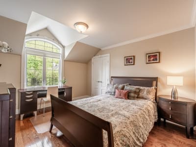 Luxury estate at 533 Rue des Falaises, Mont-Saint-Hilaire, QC — photo 20