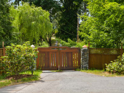 Luxury estate at 4740 Beaverdale Road, Victoria, BC — photo 112