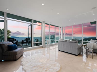 Luxury estate at 1473 Johnston Road, White Rock, BC — photo 4