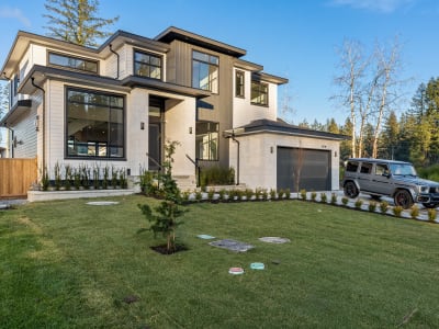 Luxury estate at 19719 31b Ave, Langley — photo 1