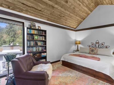 Luxury estate at 115 Isleview Place, Lions Bay, BC — photo 14