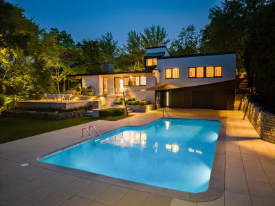 Luxury estate at 1970 Rue du Sommet-Trinité, St-Bruno-de-Montarville, QC — photo 3