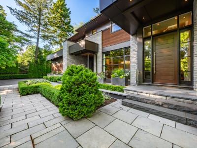 Luxury estate at 777 Shadeland Avenue, Burlington, ON — photo 3