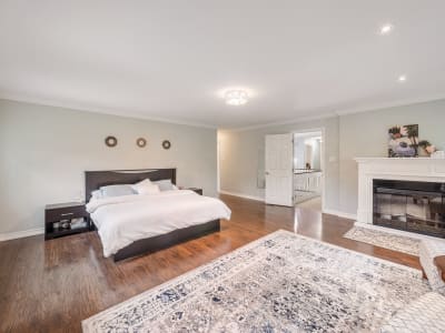 Luxury estate at 63 Deerglen Terrace, Aurora, ON — photo 25