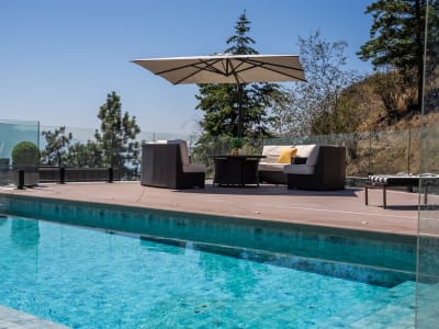 Luxury estate at 732 Highpointe Place, Kelowna, BC — photo 2