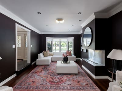 Luxury estate at 262 Mary St, Oakville, ON — photo 4
