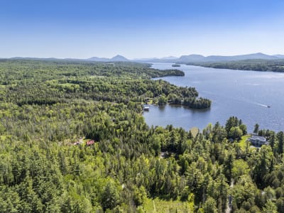Luxury estate at Chem. d'Olivier, Magog, QC — photo 2