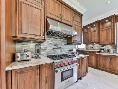 Luxury estate at 1511 Broadmoor Avenue, Mississauga, ON — photo 24