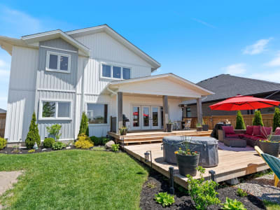 Luxury estate at 155 Gibbons Street, Norfolk, ON — photo 17
