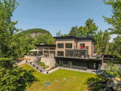 Luxury estate at 110 Chemin du Mont Cathédrale, Racine, QC — photo 1