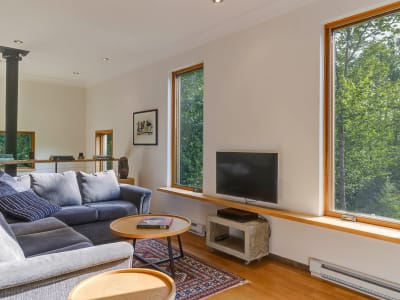 Luxury estate at 24 Chemin des Plaines, Eastman, QC — photo 16
