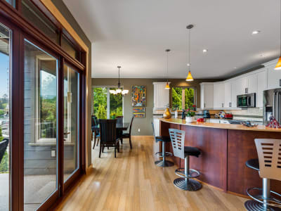Luxury estate at Brentwood Bay, BC — photo 40