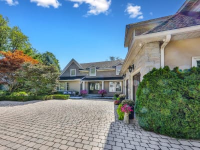 Luxury estate at 8 Chartwell Road, Oakville, ON — photo 4