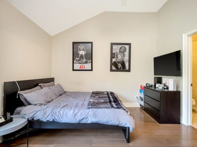 Luxury estate at 19 Lake Street unit 18, Grimsby, ON — photo 25