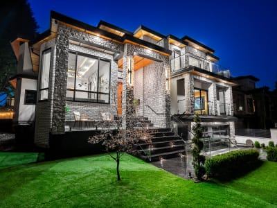 Luxury estate at 16850 106 Avenue, Surrey, BC — photo 20
