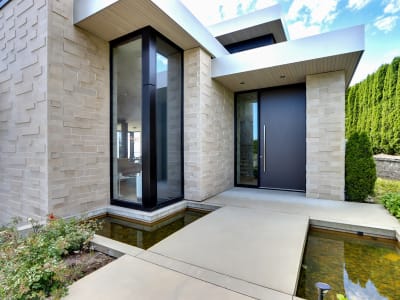 Luxury estate at 2611 Bellevue Avenue, West Vancouver — photo 2
