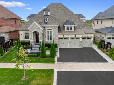 Luxury estate at 28 Chuck Ormsby Crescent, King City, ON — photo 13