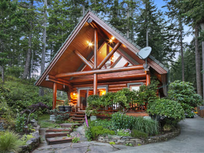 Luxury estate at 2100 Redonda Drive, Quadra Island — photo 14
