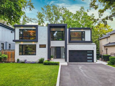 Luxury estate at 53 Royalavon Crescent, Toronto — photo 1