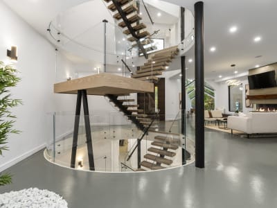 Luxury estate at 1438 Haig Blvd, Mississauga, ON — photo 9