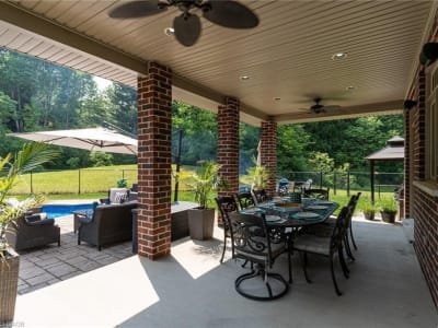 Luxury estate at 814 Binkley Road, Hamilton, ON — photo 12