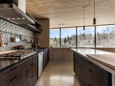 Luxury estate at 1641 Ch. De La Heronniere O — photo 5