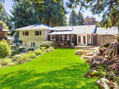 Luxury estate at 3965 Viewridge Place, West Vancouver, BC — photo 17