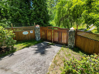 Luxury estate at 4740 Beaverdale Road, Victoria, BC — photo 8