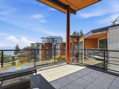 Luxury estate at PH512 - 14855 Thrift Avenue, White Rock, BC — photo 3