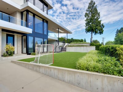 Luxury estate at 2611 Bellevue Avenue, West Vancouver — photo 1