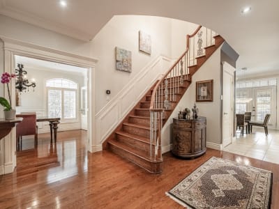 Luxury estate at 533 Rue des Falaises, Mont-Saint-Hilaire, QC — photo 5