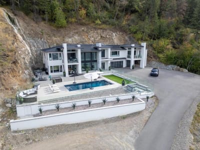 Luxury estate at 112 Sunset Boulevard, Vernon, BC — photo 21