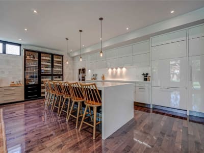 Luxury estate at 53 Royalavon Crescent, Toronto — photo 5