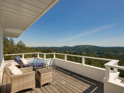 Luxury estate at 4699 Kerryview Drive, Victoria, BC — photo 22