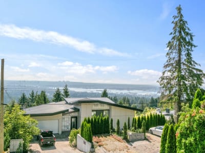 Luxury estate at 530 Craigmohr Drive, West Vancouver, BC — photo 24