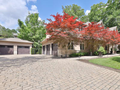 Luxury estate at 5047 Lakeshore Road, Burlington, ON — photo 7