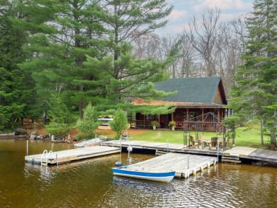 Luxury estate at 30 McVittie Island, Bracebridge, ON — photo 8