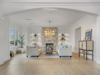 Luxury estate at 16927 40 Avenue, Surrey, BC — photo 6