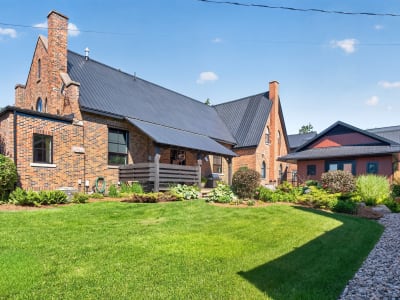 Luxury estate at 45 McMurray Street, Bracebridge, ON — photo 26