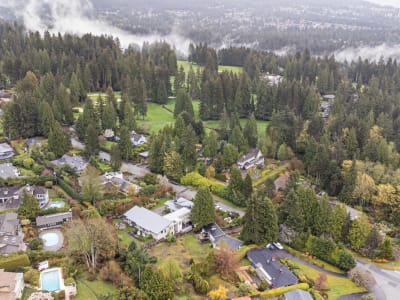 Luxury estate at 591 Southborough Dr, West Vancouver — photo 8