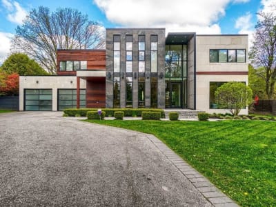 Luxury estate at 1487 Lakeshore Road West, Oakville, ON — photo 1
