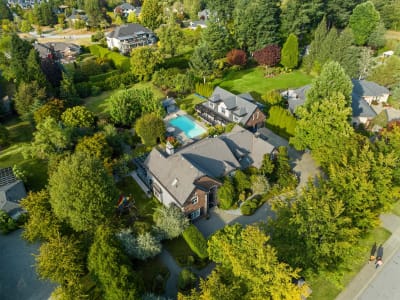 Luxury estate at 16505 26 Avenue, Surrey, BC — photo 2